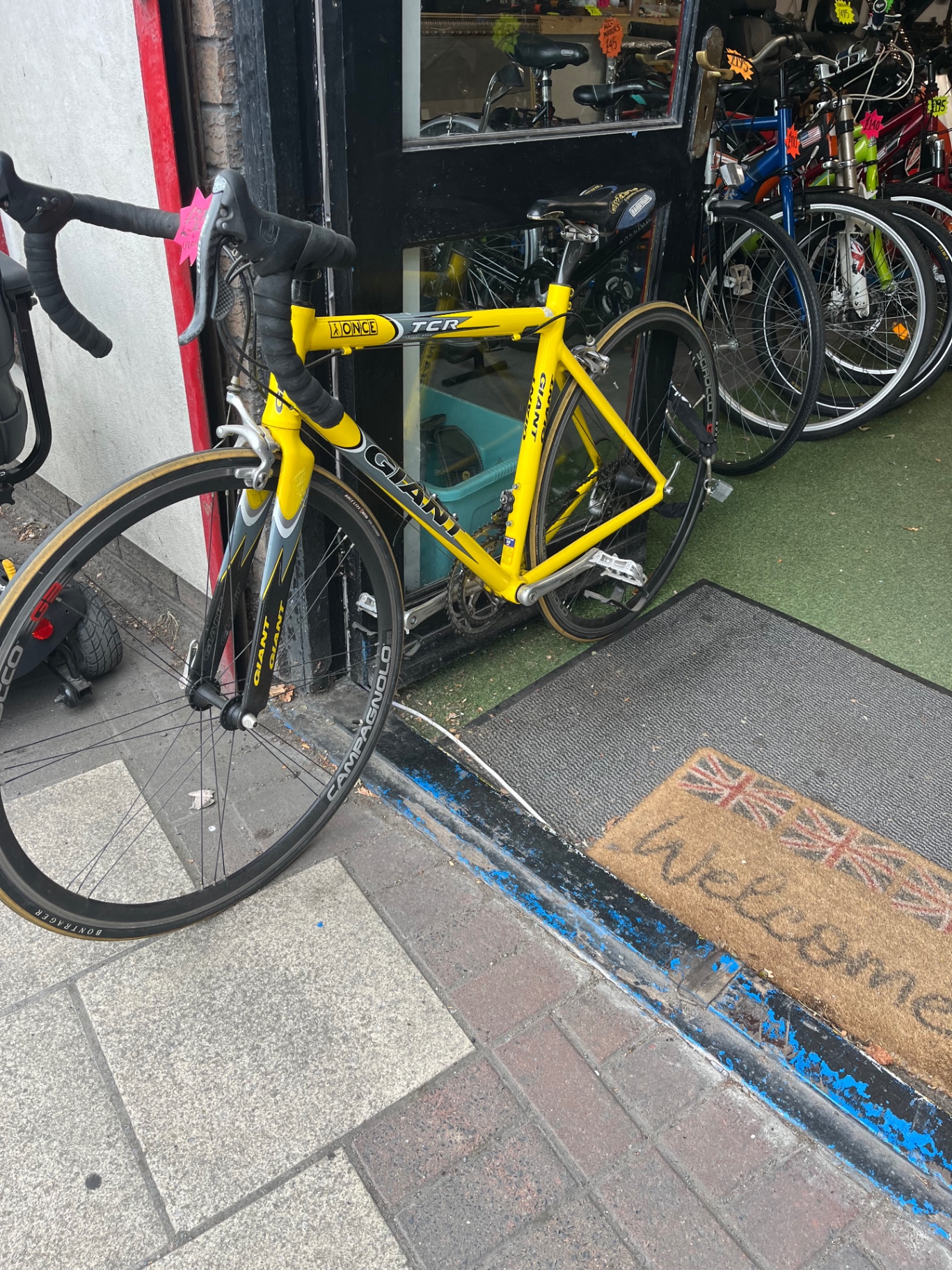 Giant TCR ONCE Road Bike — Yellow