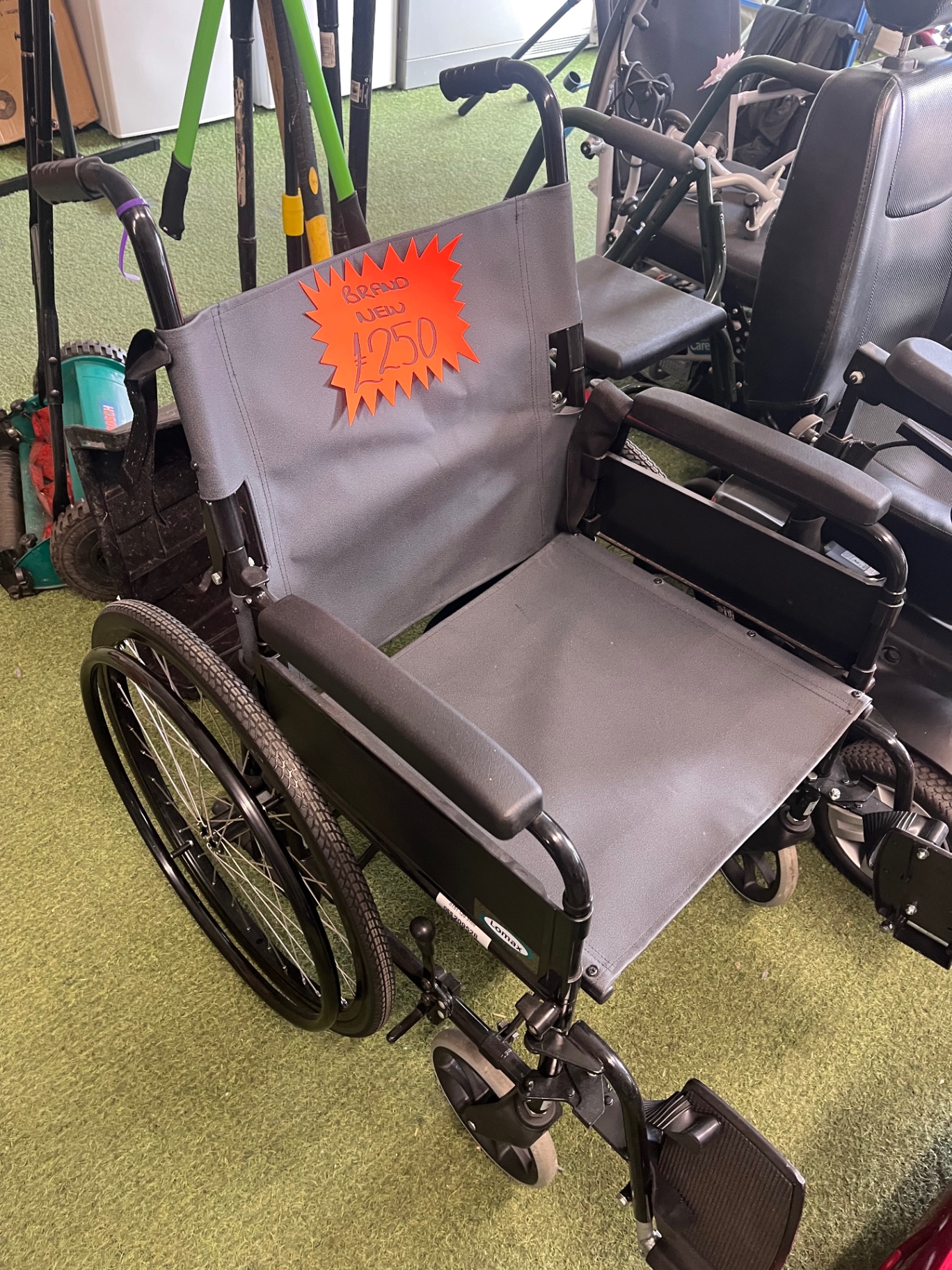 Self-Propel Wheelchair