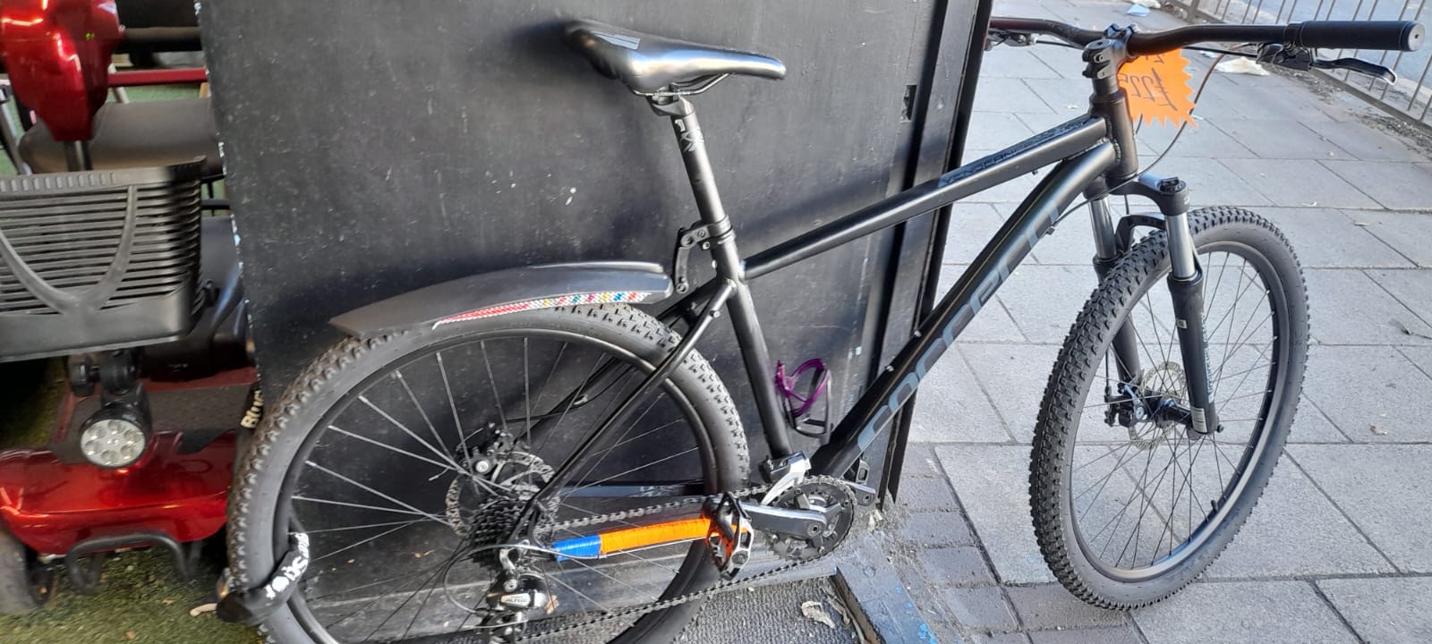 Carrera Mountain Bike — Black